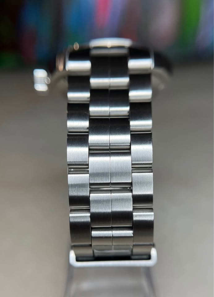 2024 Hamilton Khaki Field 42mm H706050
