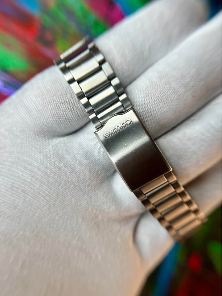 Vintage 1981 Seiko 5 Automatic 36mm