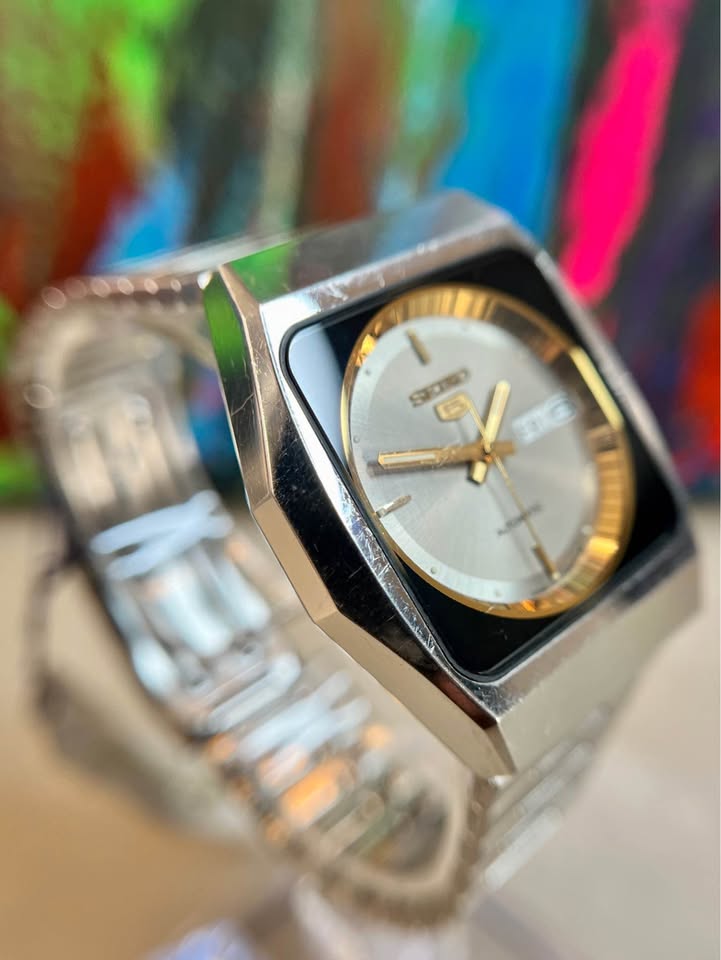 Vintage TV Dial Seiko 5 Automatic